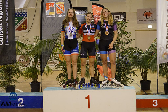Podium Cléa Garropin vice-championne de France Roller Indoor 2022